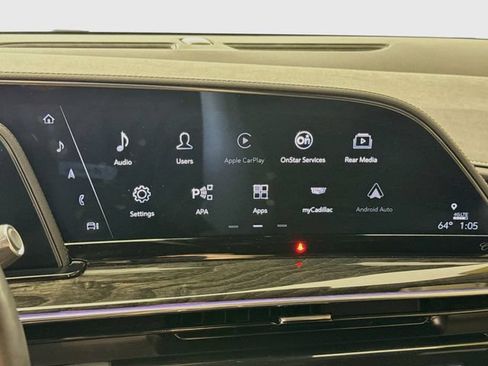Used 2024 Cadillac Escalade Premium Luxury AWD/4WD image 16