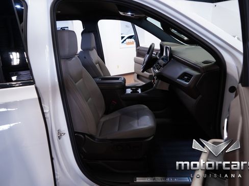 Used 2024 Chevrolet Tahoe Z71 AWD/4WD image 30