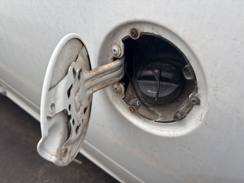 Used 2017 RAM 2500 Tradesman w/ Chrome Appearance Group image 10