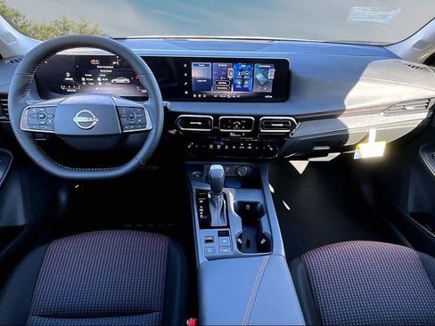 New 2027 Nissan Sentra SR w/ SR All Weather Package FWD image 5
