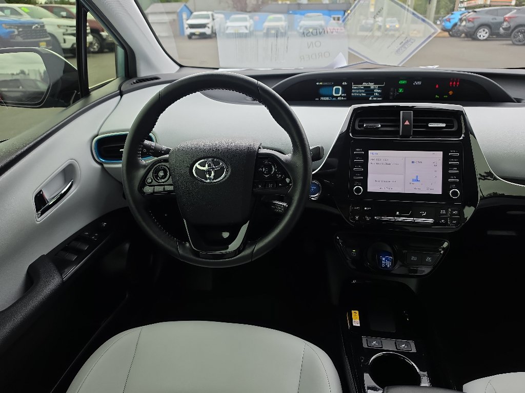 Used 2020 Toyota Prius XLE w/ Advanced Technology Package AWD/4WD image 21