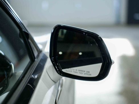 Used 2025 Lincoln Aviator Reserve w/ Jet Appearance Package image 16