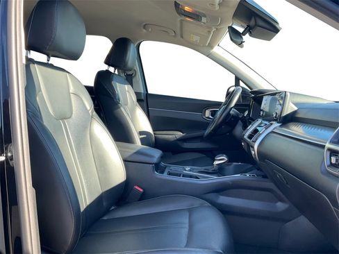 Used 2021 Kia Sorento S image 24