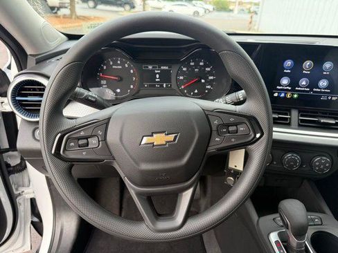 New 2026 Chevrolet Trax LS FWD image 7