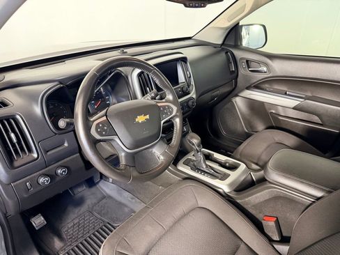 Used 2022 Chevrolet Colorado LT w/ LT Convenience Package image 27