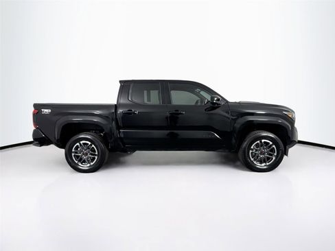 Certified 2025 Toyota Tacoma TRD Sport AWD/4WD image 10