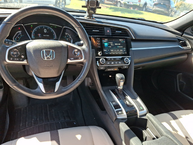 Used 2020 Honda Civic EX image 11