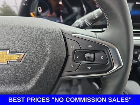 New 2026 Chevrolet Trax LT w/ Sunroof Package FWD image 17