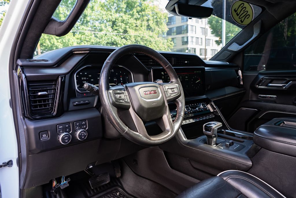 Used 2022 GMC Sierra 1500 AT4X AWD/4WD image 25