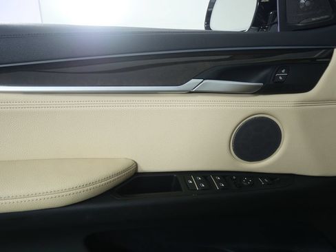Used 2019 BMW X6 sDrive35i w/ Executive Package RWD image 8