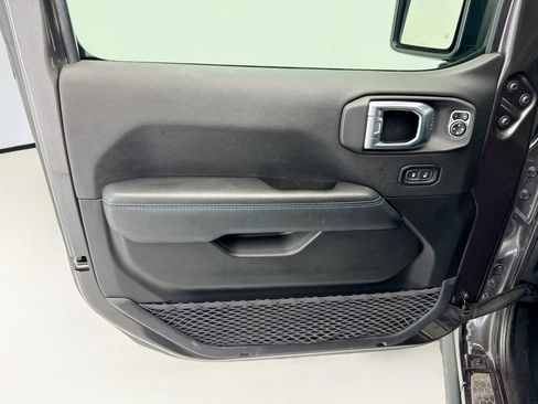 Used 2021 Jeep Wrangler Unlimited Rubicon 4xe w/ Steel Bumper Group AWD/4WD image 23