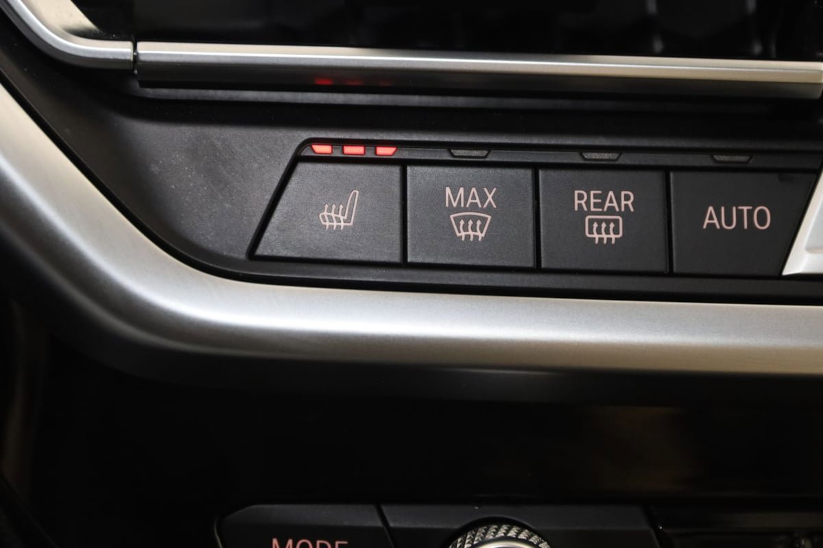 Used 2023 BMW X3 xDrive30i w/ M Sport Package AWD/4WD image 8