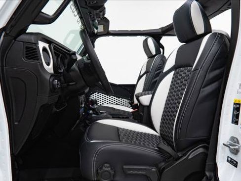 Used 2026 Jeep Gladiator Sport image 29