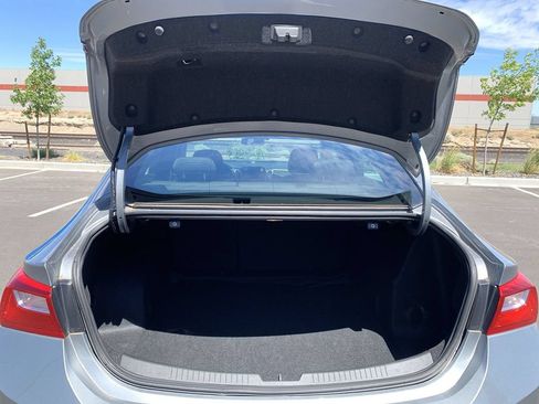 Used 2024 Chevrolet Malibu LT FWD image 13