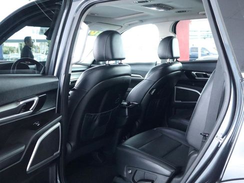 Used 2020 Kia Telluride S FWD image 30