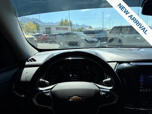 Used 2021 Chevrolet Traverse Premier w/ Redline Edition AWD/4WD image 22