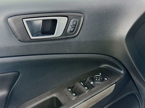 Used 2018 Ford EcoSport Titanium image 21