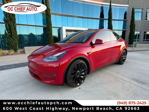Used 2023 Tesla Model Y Performance image 1