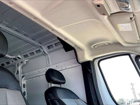 Used 2025 RAM ProMaster 2500 w/ Convenience Group FWD image 24