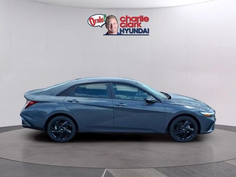 New 2026 Hyundai Elantra Sport FWD image 6