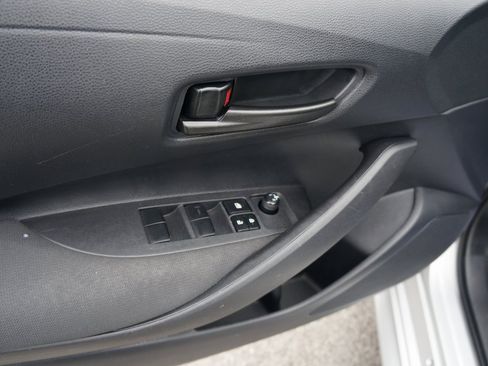 Used 2025 Toyota Corolla LE image 15