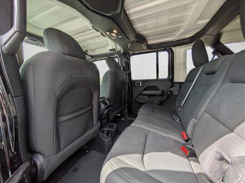 Used 2021 Jeep Wrangler Unlimited Sahara w/ Cold Weather Group image 21