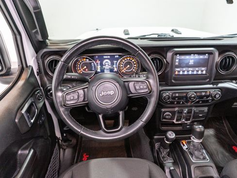 Used 2019 Jeep Wrangler Unlimited Sport AWD/4WD image 11
