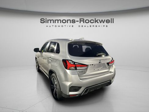 Used 2024 Mitsubishi Outlander Sport SE image 6