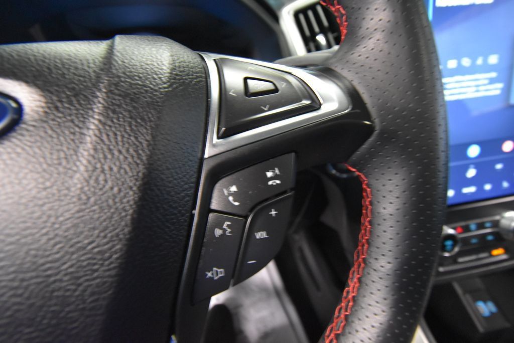 Used 2024 Ford Edge ST-Line AWD/4WD image 12