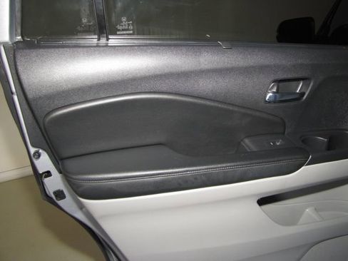Used 2021 Honda Pilot Special Edition image 14