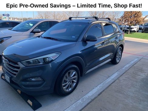 Used 2017 Hyundai Tucson SE Plus image 1