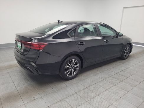 Used 2023 Kia Forte LXS FWD image 9