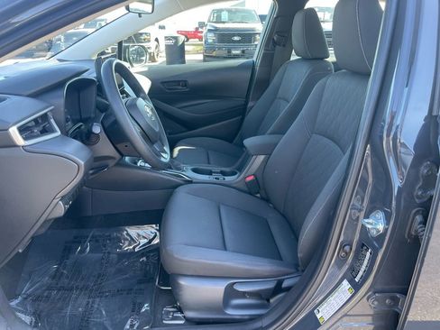Used 2024 Toyota Corolla LE image 7