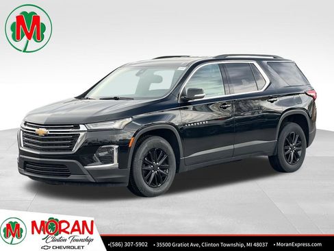 Certified 2023 Chevrolet Traverse LT image 1