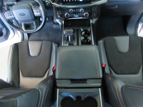 Used 2025 Ford F150 Raptor AWD/4WD image 17