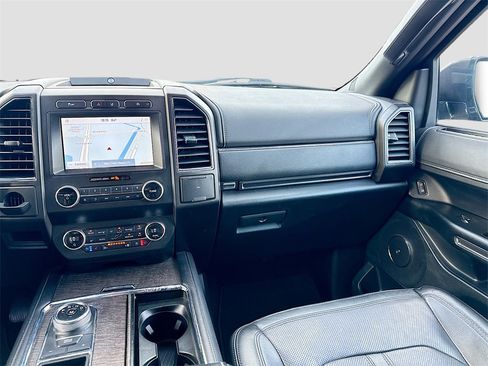 Used 2020 Ford Expedition Max Limited image 26
