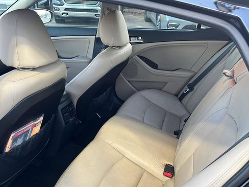 Used 2012 Kia Optima EX w/ Premium Pkg image 9