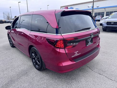 Certified 2023 Honda Odyssey Sport image 10