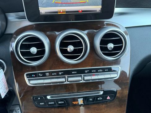 Used 2017 Mercedes-Benz GLC 300 image 15