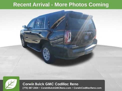 Used 2017 GMC Yukon SLE w/ HD Trailering Package image 6