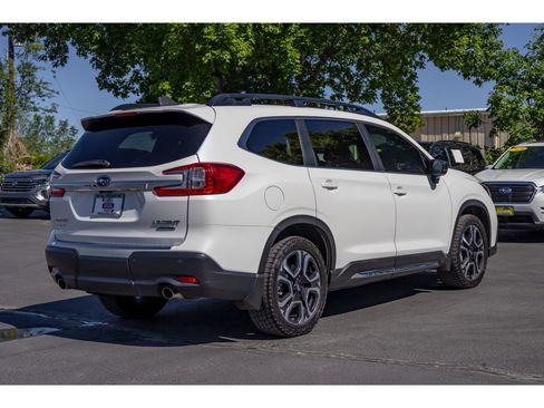 Certified 2025 Subaru Ascent Limited w/ Popular Package #1 AWD/4WD image 3