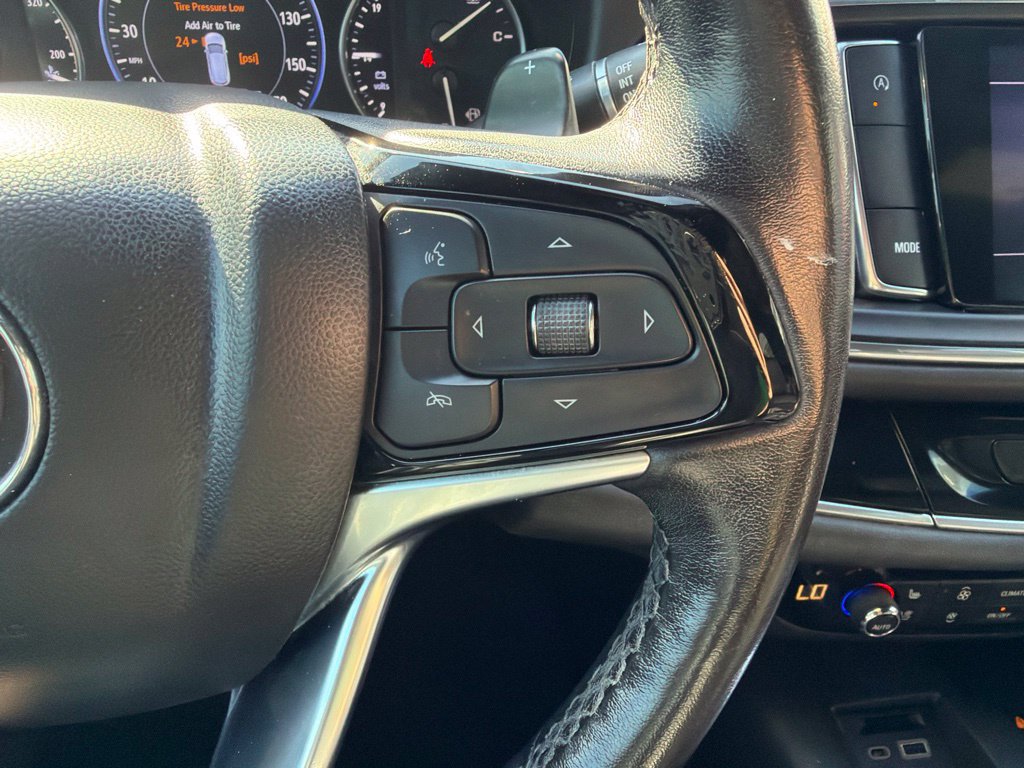 Used 2022 Buick Enclave Avenir w/ Avenir Technology Package FWD image 25