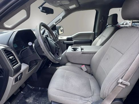 Used 2015 Ford F150 XLT RWD image 13