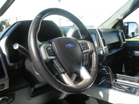 Used 2020 Ford F150 Lariat w/ Equipment Group 502A Luxury AWD/4WD image 35