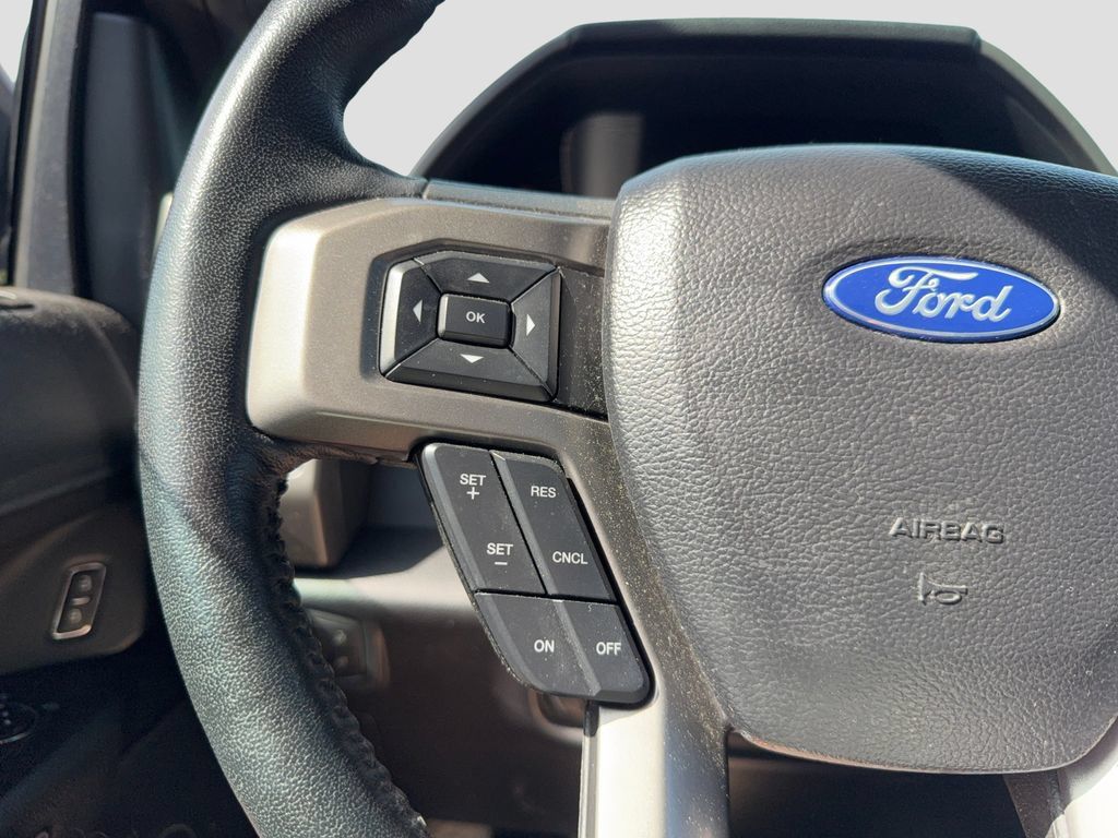 Used 2021 Ford Expedition XLT AWD/4WD image 16