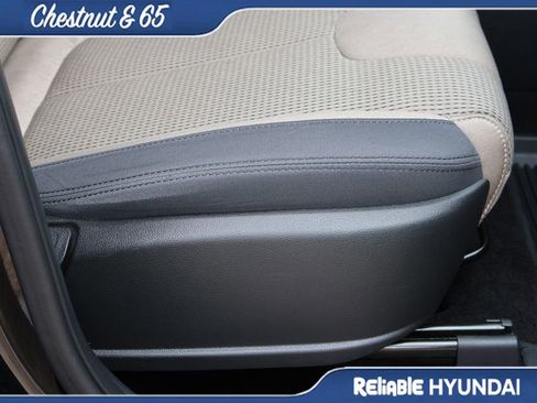 Certified 2023 Hyundai Santa Fe SEL FWD image 11