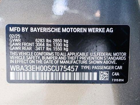 Used 2025 BMW 740i xDrive AWD/4WD image 28