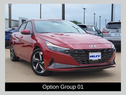 Used 2023 Hyundai Elantra Limited