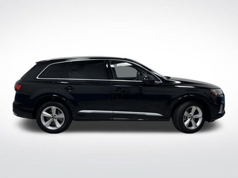 Used 2023 Audi Q7 3.0T Premium w/ Convenience Package image 2