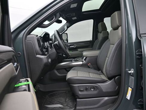 New 2026 Chevrolet Silverado 2500 ZR2 image 35